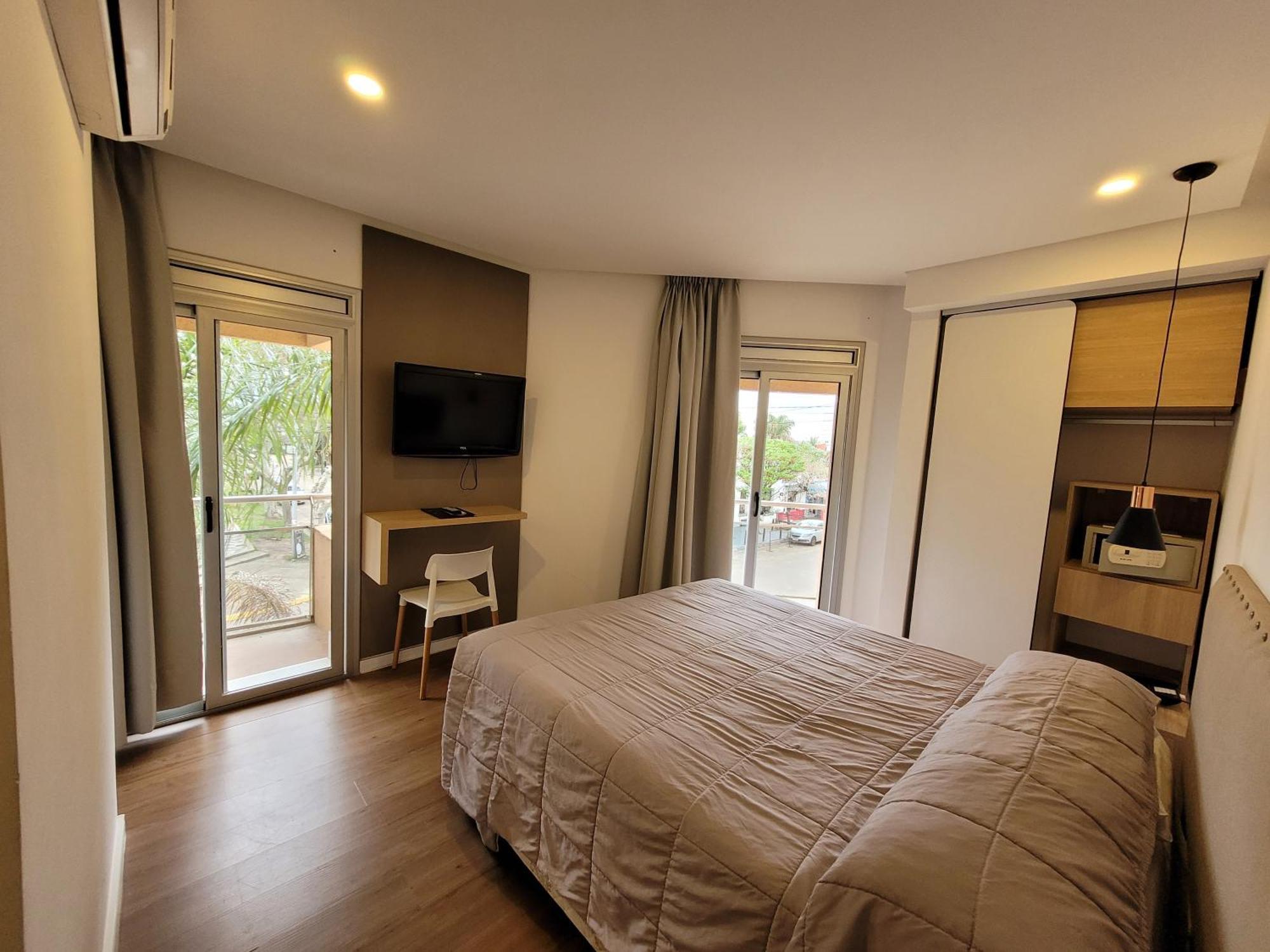 Hotel Plaza Colón Εξωτερικό φωτογραφία