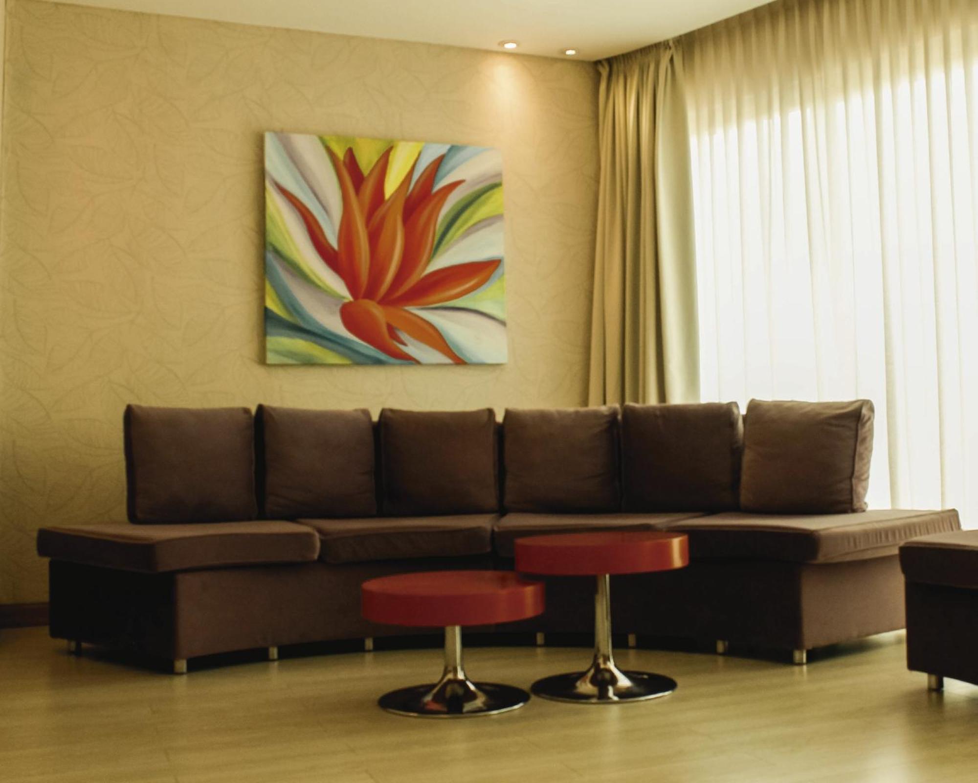 Hotel Plaza Colón Εξωτερικό φωτογραφία